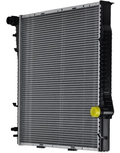 Radiador De Motor Bmw X5 2001 2002 2003 2004 2005 2006