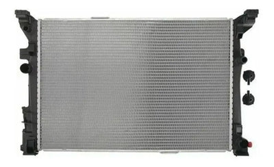 Radiador Mercedes Benz A200 Cla200 Gla200 A180 Cla180 Gla45